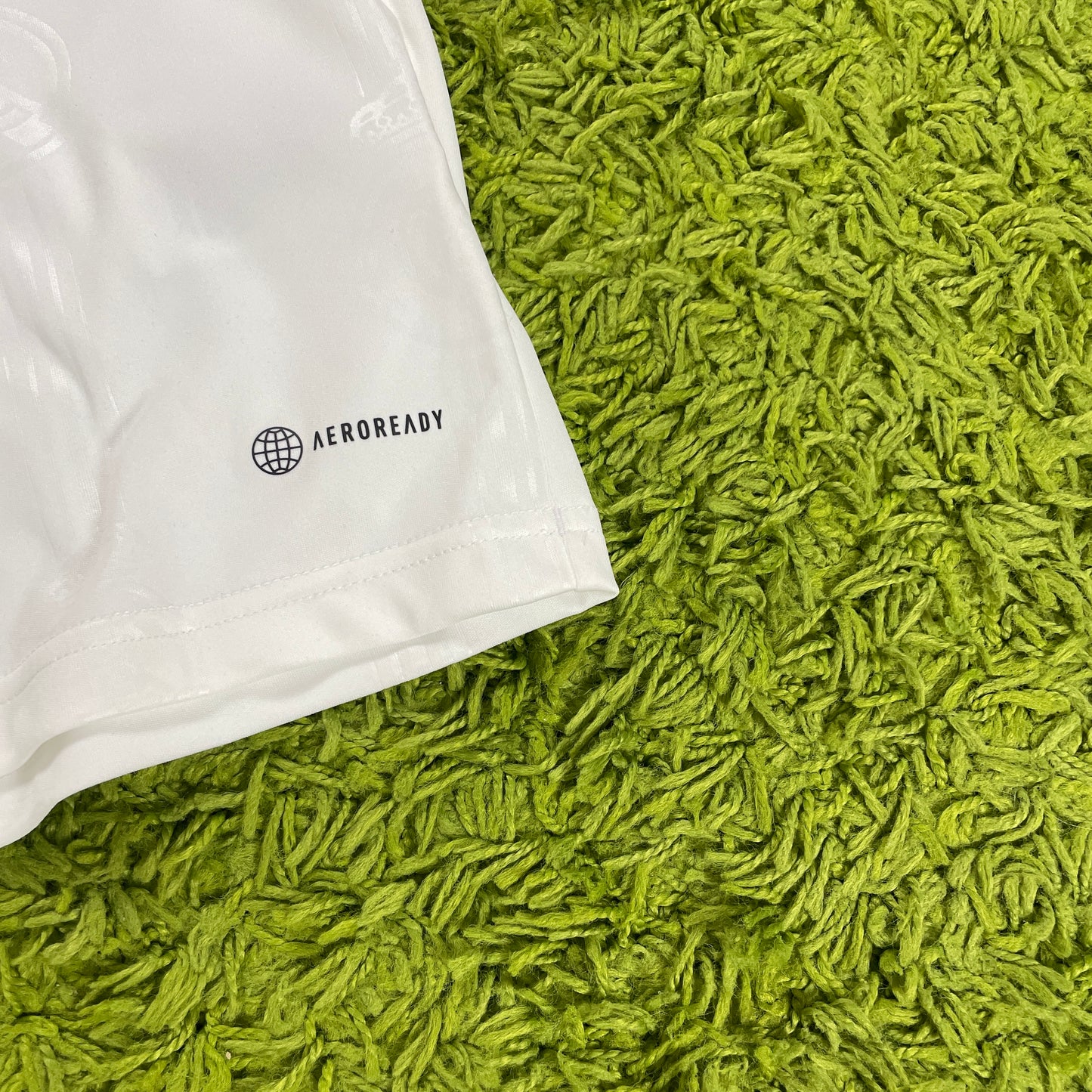 Adidas Real Madrid Benzema Trikot weiß Größe M 2022 2023