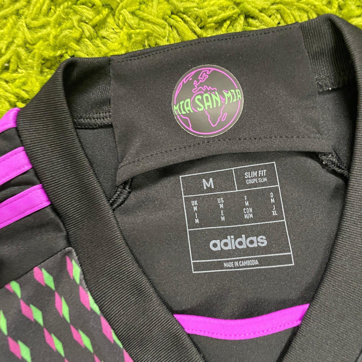 Adidas FC Bayern München Trikot TEL schwarz Größe M 2022 2023