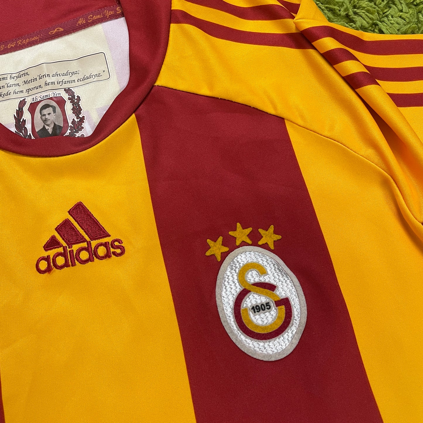 Adidas Galatasaray SK Kazim Kazim Richards Trikot rot Größe XL 2010 2011 Ali Sami Yen