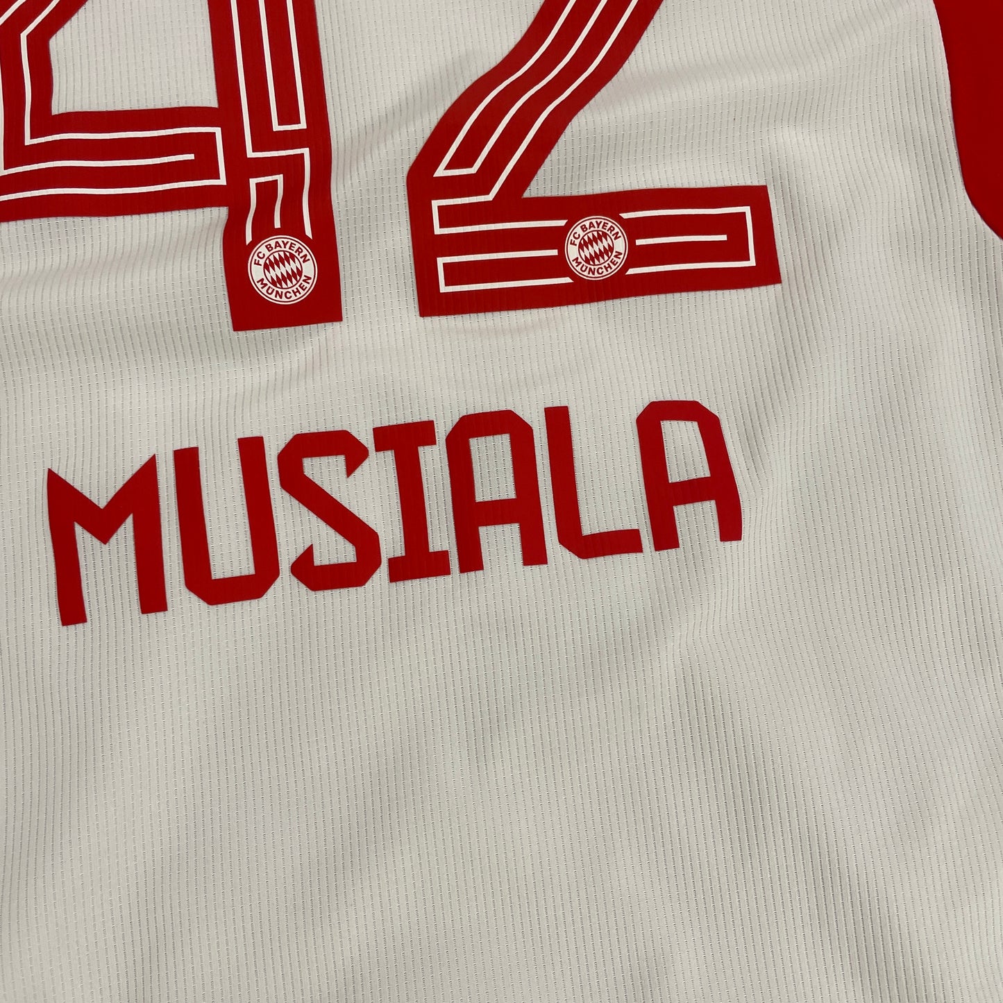 Adidas Musiala FC Bayern München Trikot weiß Größe M 2022 2023