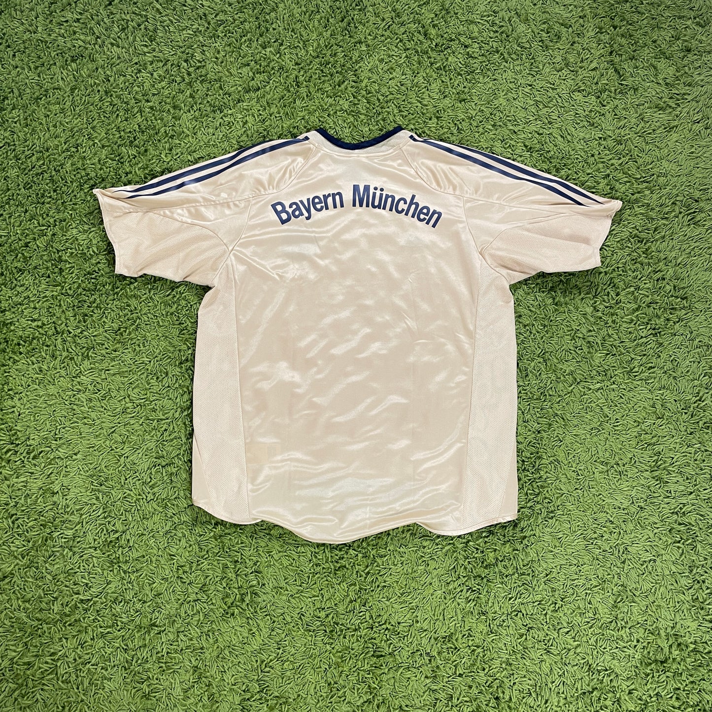 Adidas FC Bayern München Trikot Gold Größe L 2004 2005