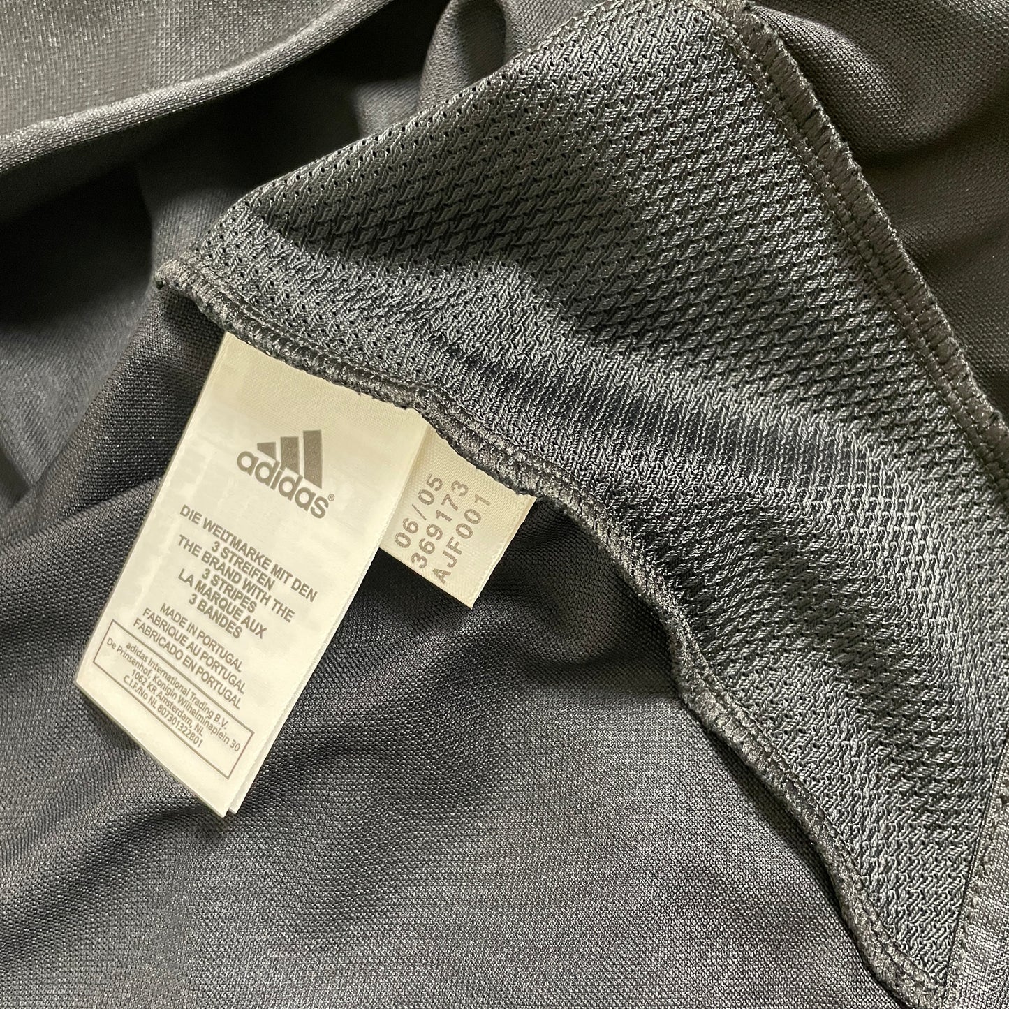 Adidas FC Bayern München Trikot schwarz Größe L 2005 2006