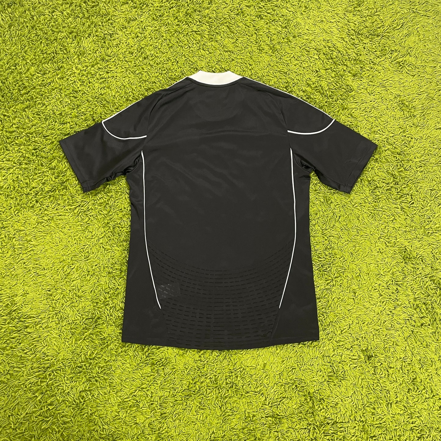 Adidas Partizan Belgrad Trikot schwarz Größe L 2010 2011