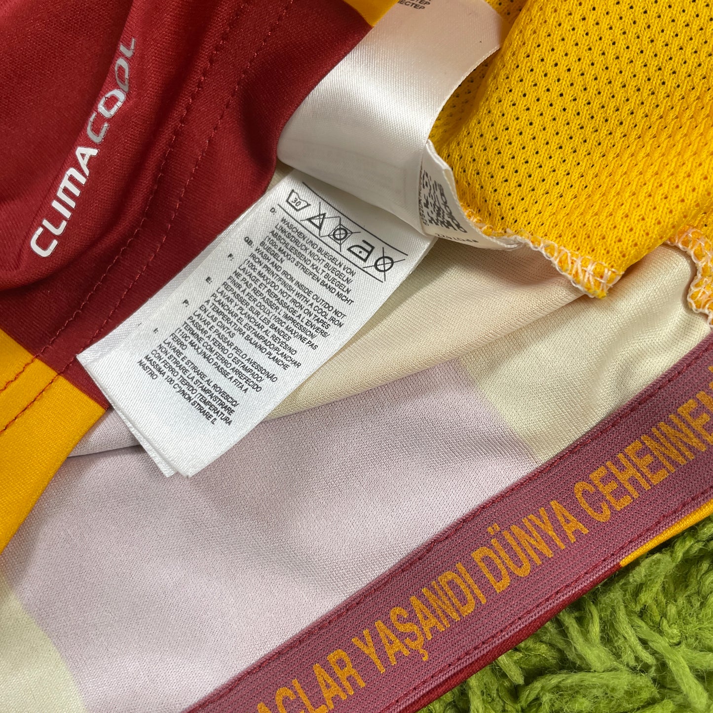 Adidas Galatasaray SK Kazim Kazim Richards Trikot rot Größe XL 2010 2011 Ali Sami Yen