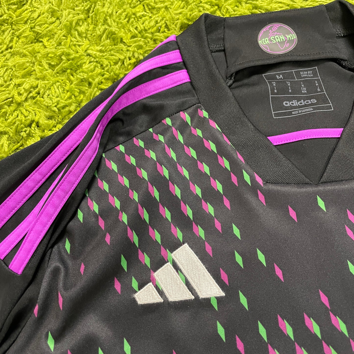 Adidas FC Bayern München Trikot TEL schwarz Größe M 2022 2023