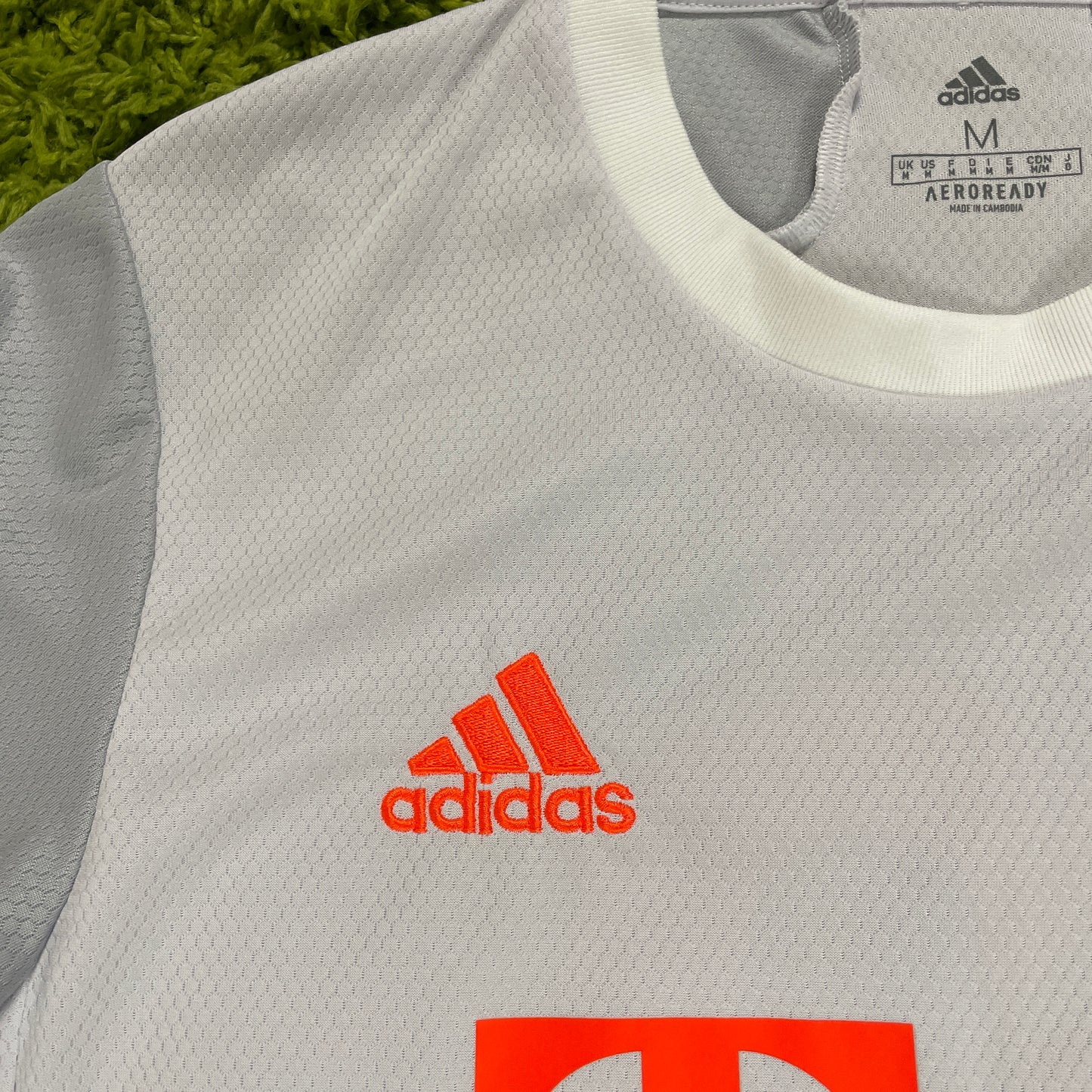 Adidas FC Bayern München Sane Trikot grau Größe M 2020 2021