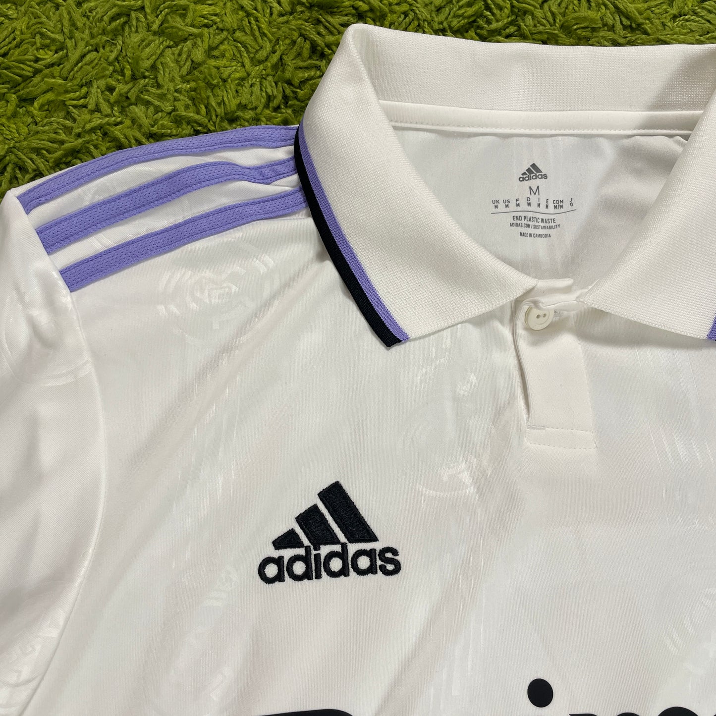 Adidas Real Madrid Benzema Trikot weiß Größe M 2022 2023