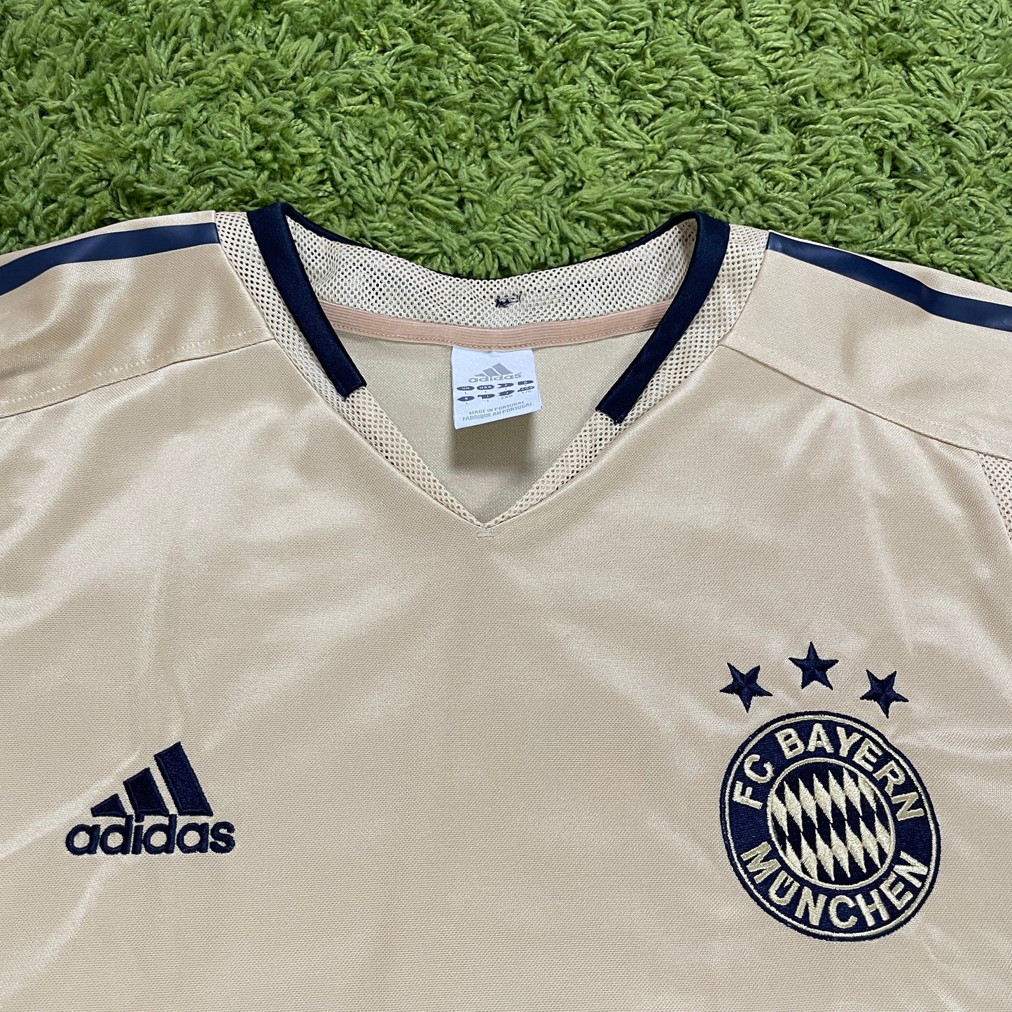 Adidas FC Bayern München Trikot Gold Größe L 2004 2005