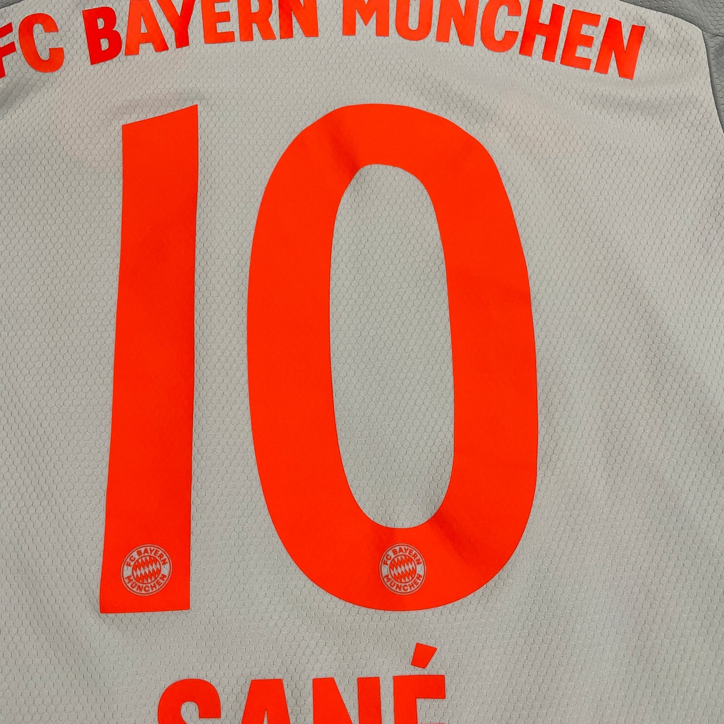 Adidas FC Bayern München Sane Trikot grau Größe M 2020 2021