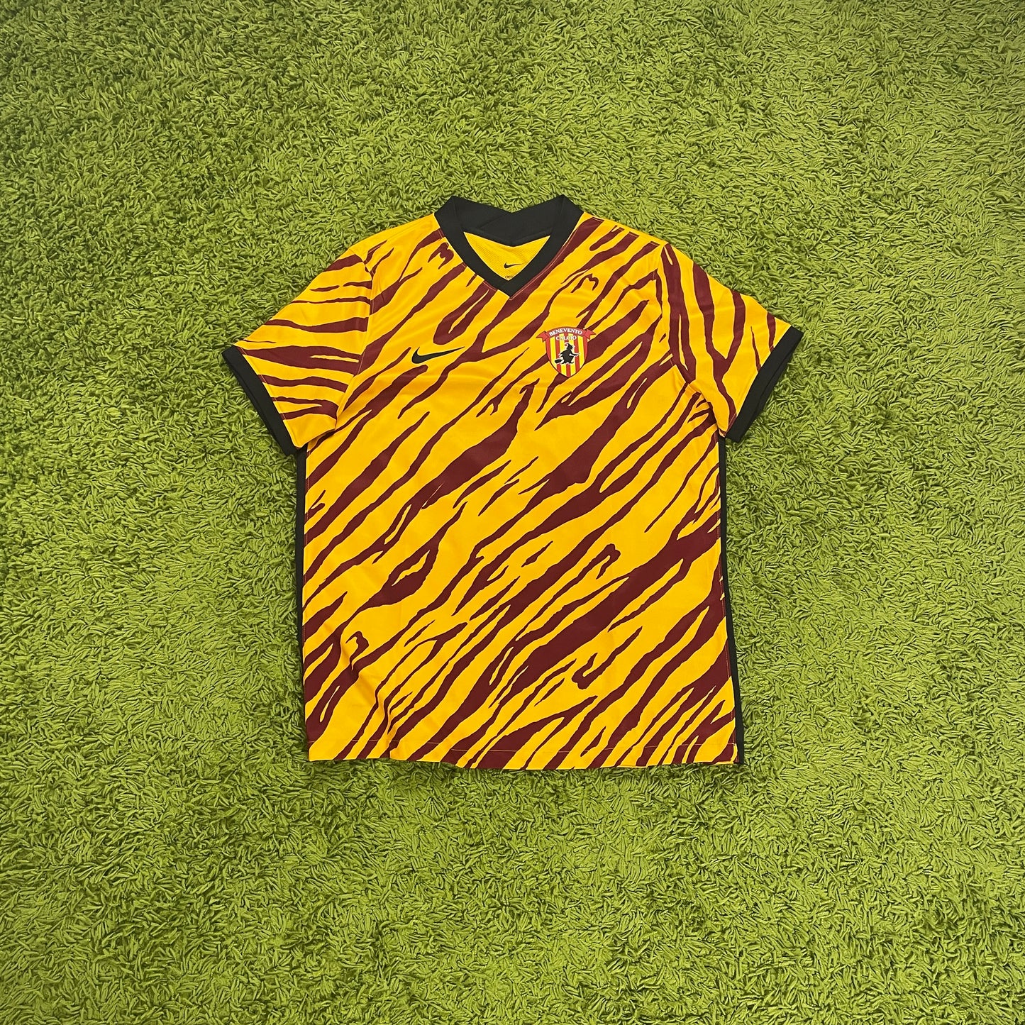 Nike Benevento Calcio Trikot gelb Größe L 2022 2023