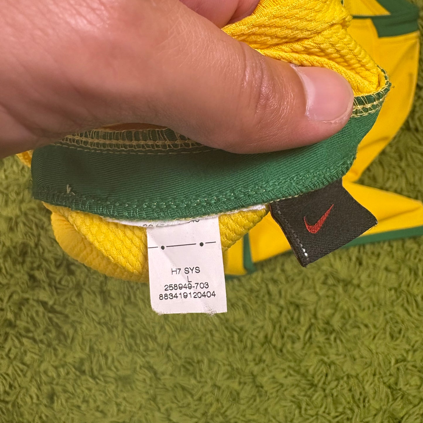 Nike Brasilien Trikot Kaka gelb Größe L 2008
