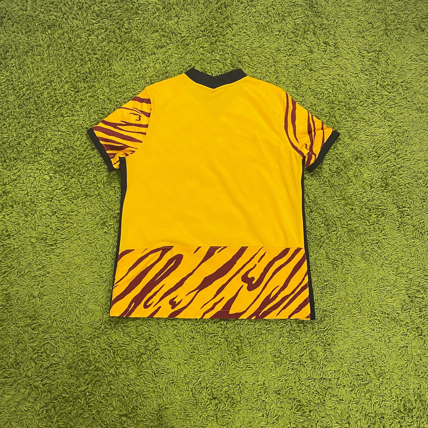 Nike Benevento Calcio Trikot gelb Größe L 2022 2023