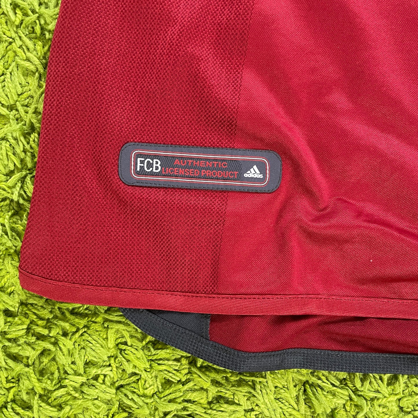Adidas FC Bayern München Santa Cruz Trikot rot Größe XL 2001 2002