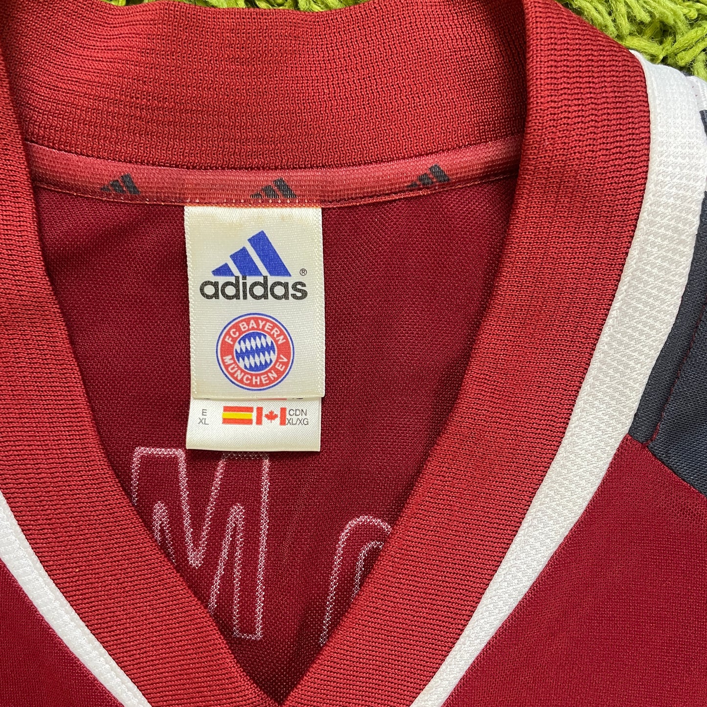 Adidas FC Bayern München Santa Cruz Trikot rot Größe XL 2001 2002