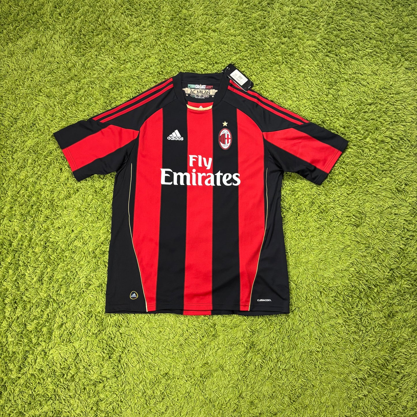 Adidas AC Mailand Ibrahimovic Milan Trikot rot schwarz Größe XL 2010 2011 Neu mit Etikett