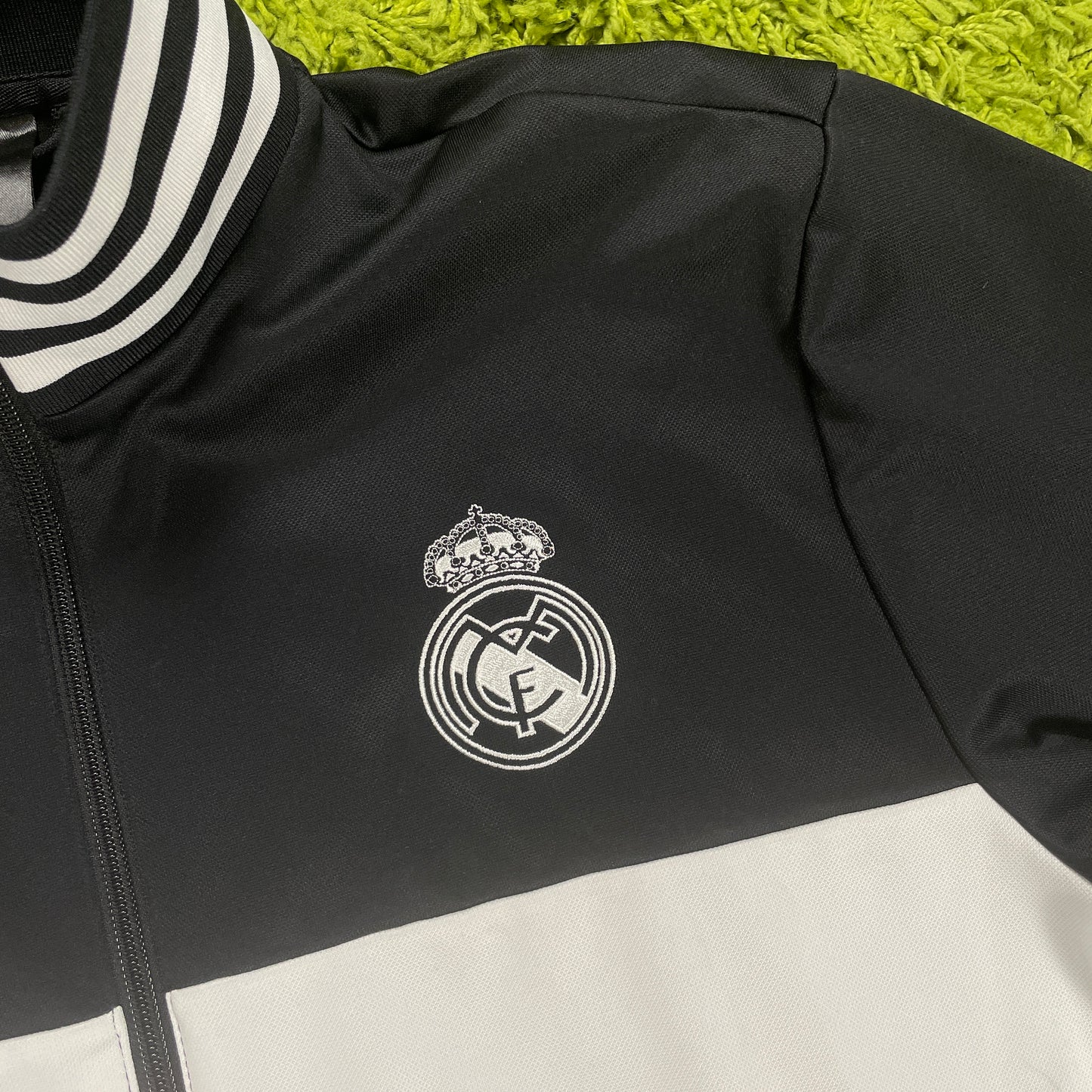 Adidas Real Madrid Trainingsjacke schwarz Größe L