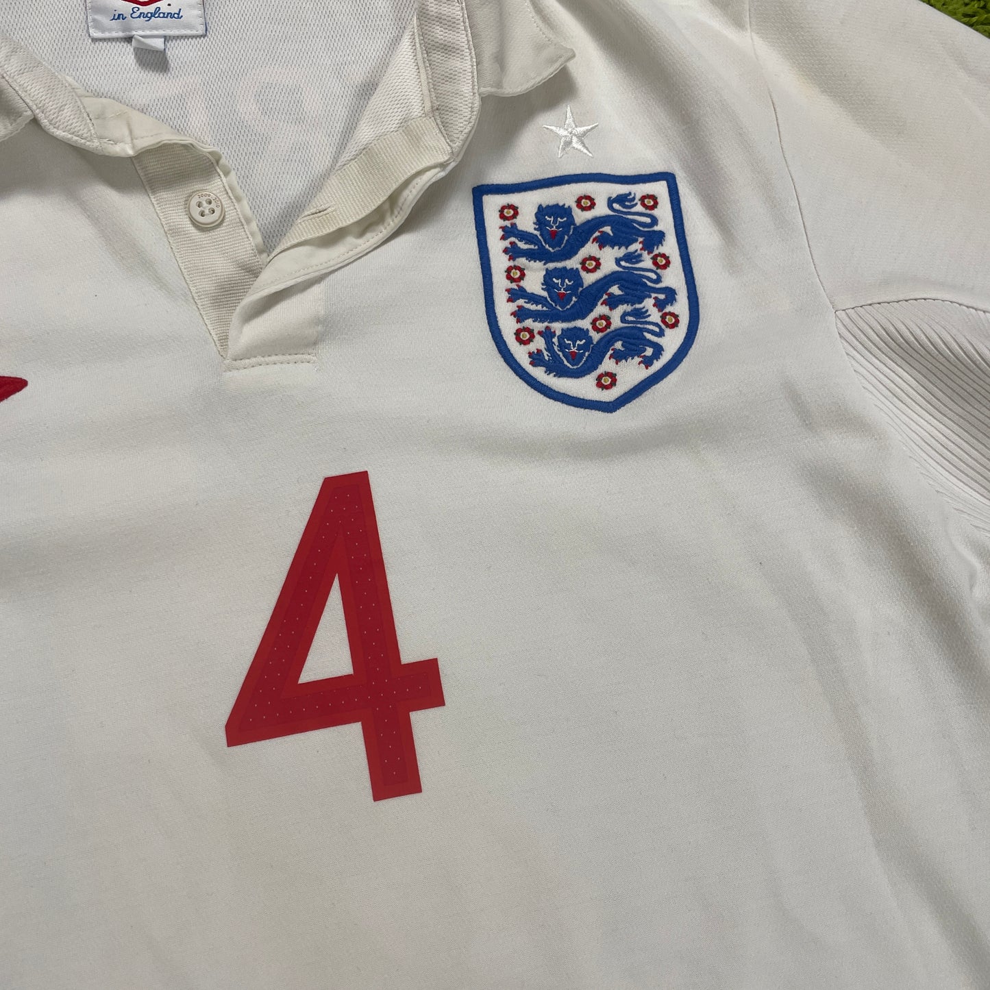 Umbro England Gerrard Trikot + Shorts Größe M weiß 2010