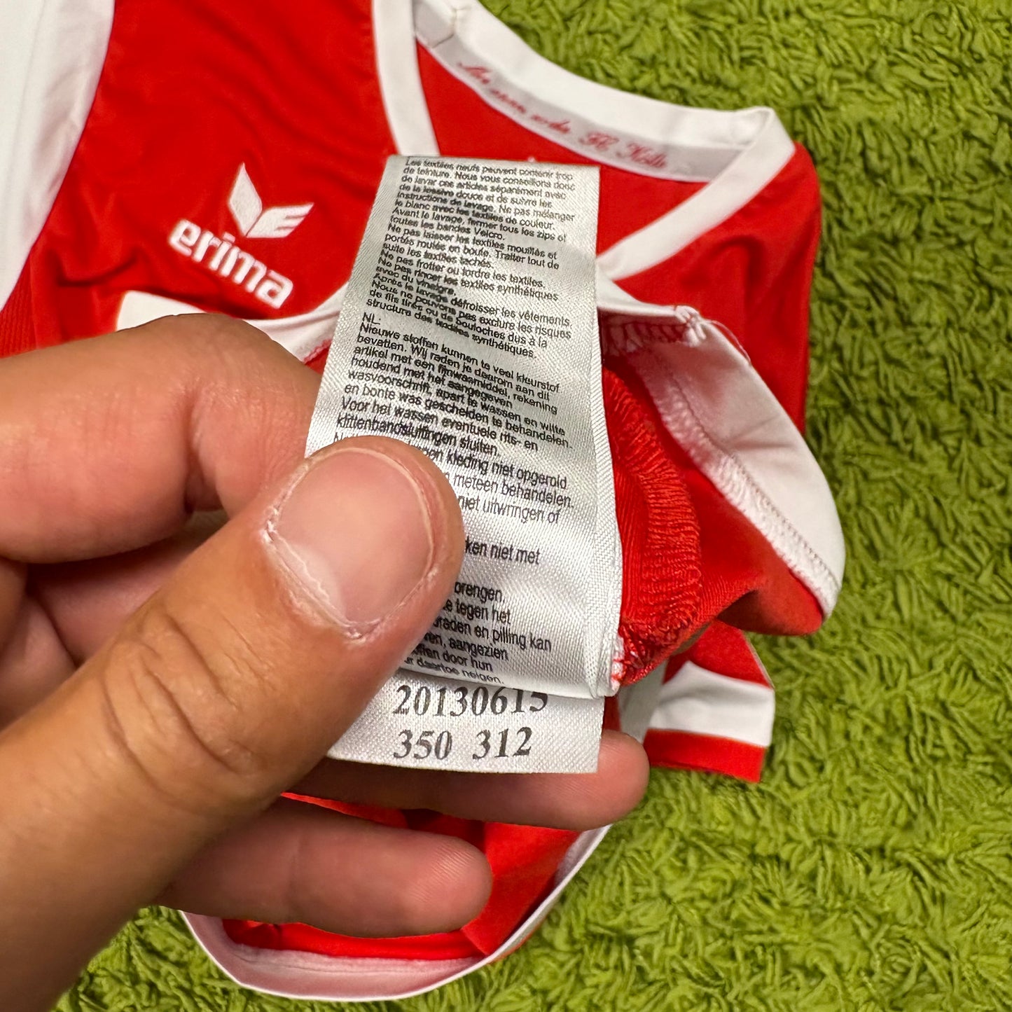 Erima 1. FC Köln Helmes Trikot rot Größe M 2013 2014