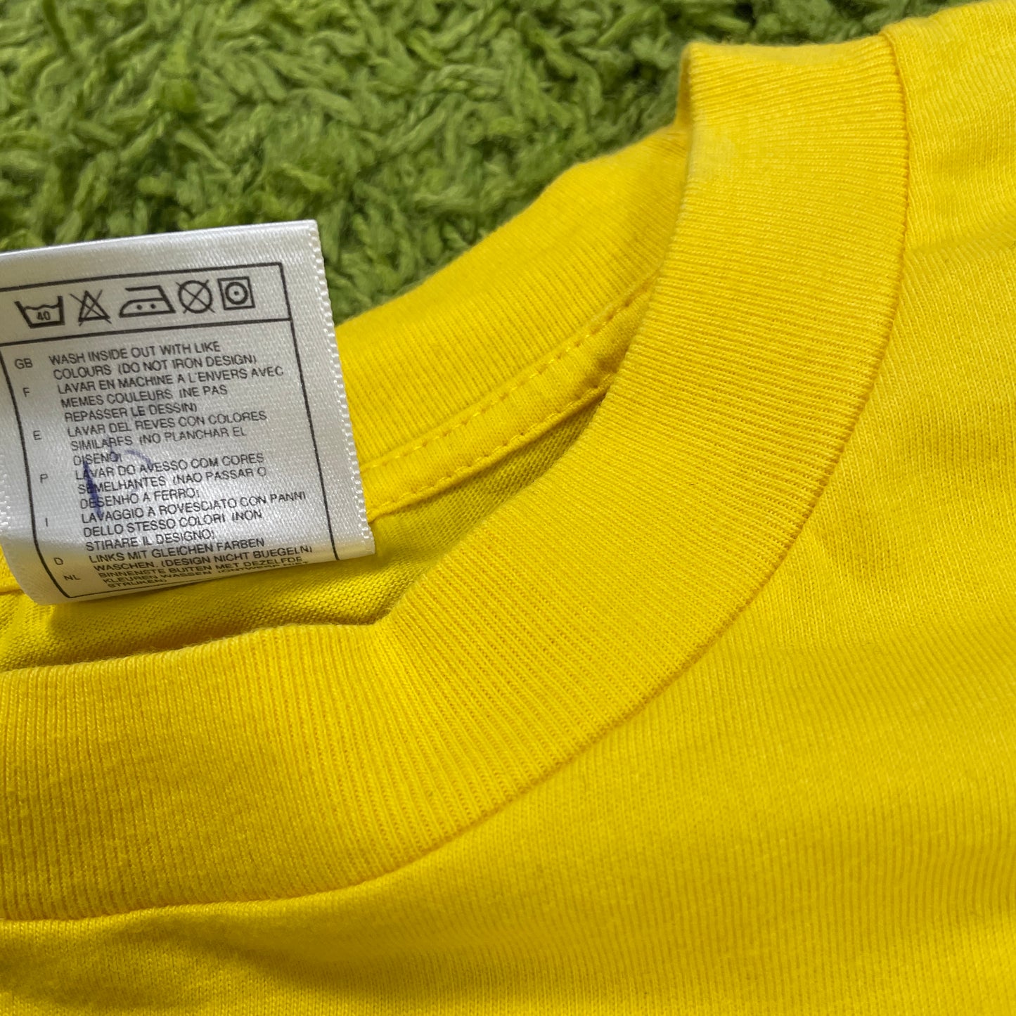 Nike Brasilien T Shirt gelb Größe L 2000er 90s