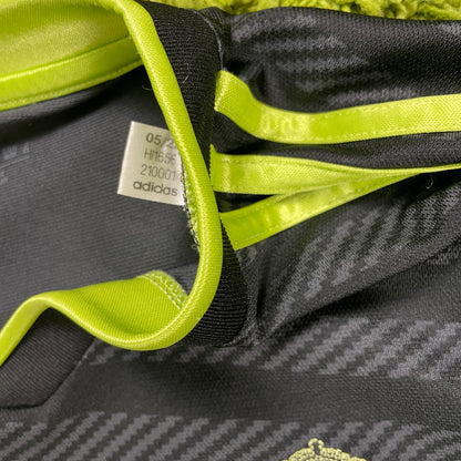 Adidas Real Madrid Vinicius Junior Trikot grau Größe M 2022 2023