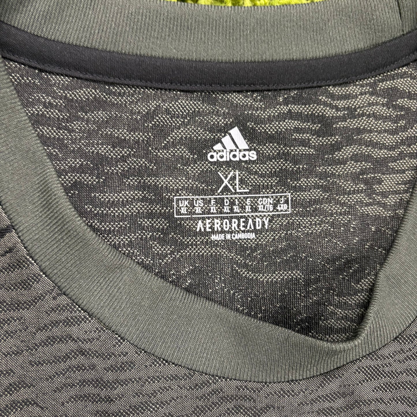 Adidas Manchester United Alex Telles Trikot grau Größe XL 2020 2021