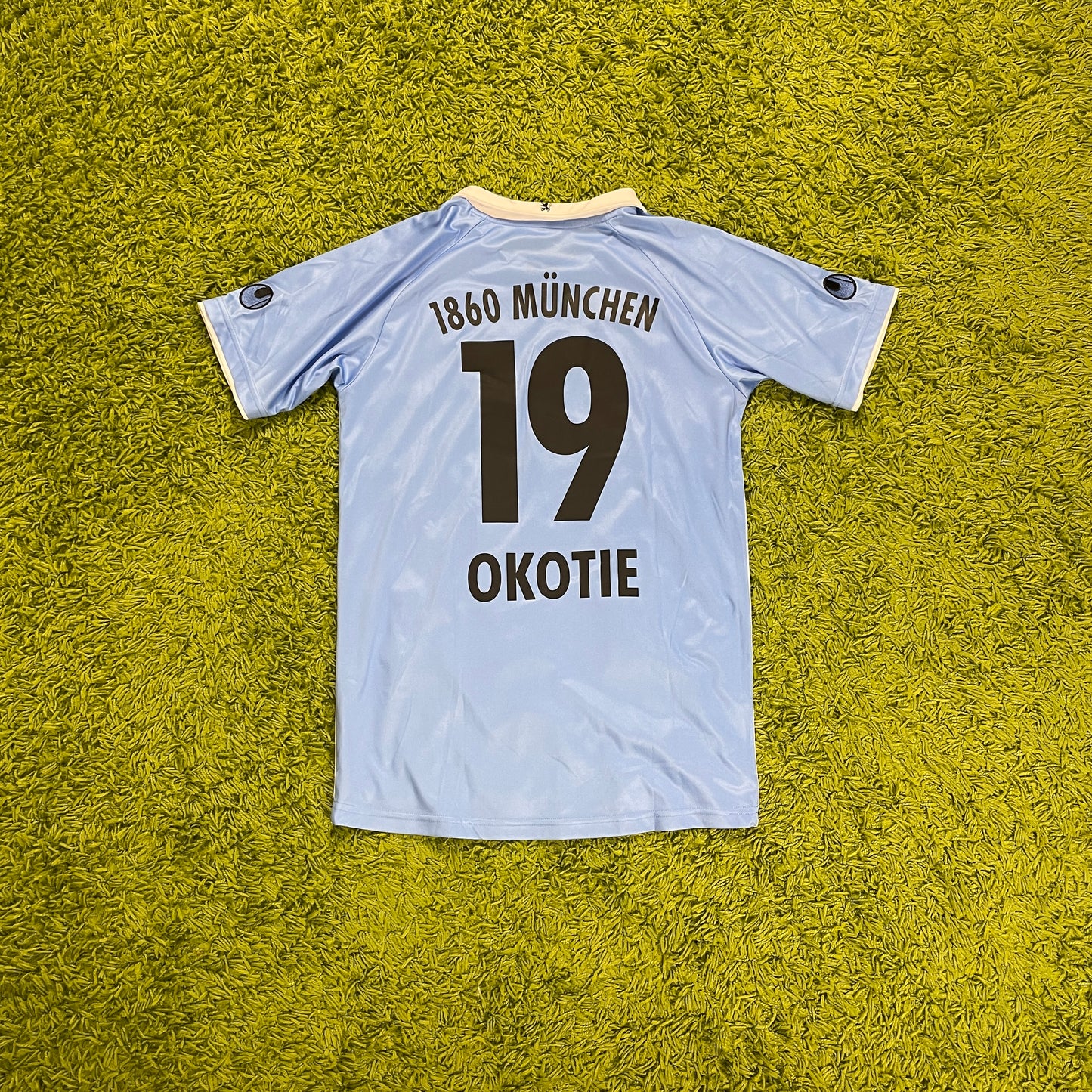 Uhlsport TSV 1860 München Okotie Trikot blau Größe S 2013 2014