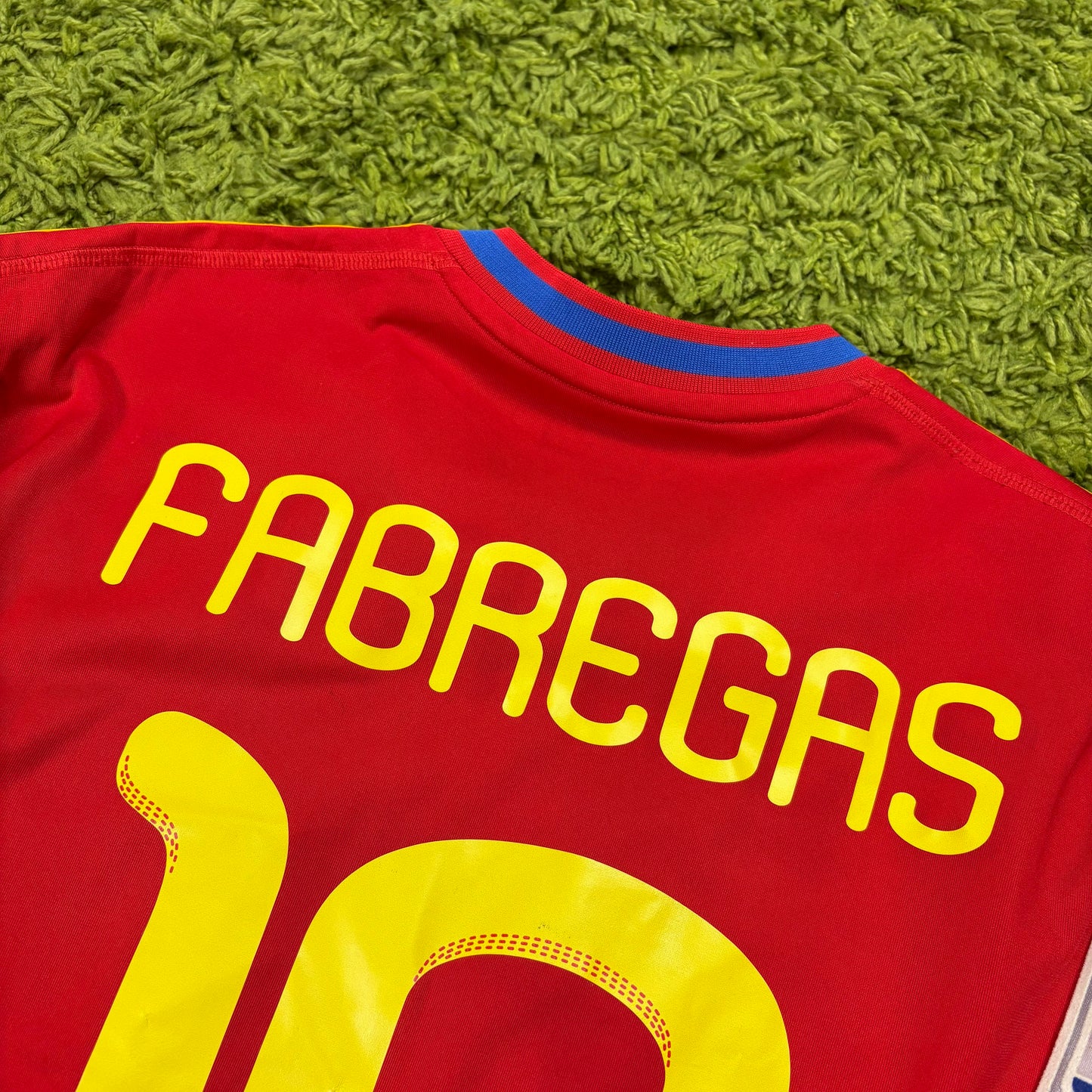 Adidas Spanien Fabregas Trikot rot Größe M 2010