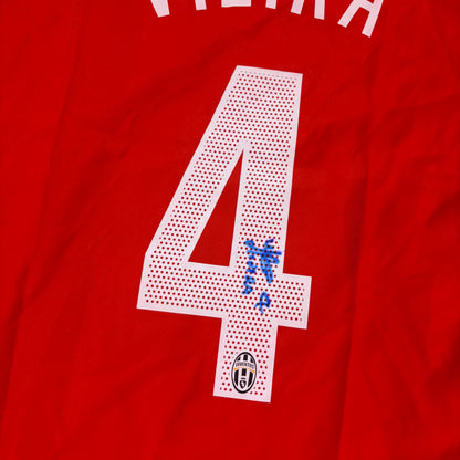 Nike Juventus Turin Vieira Trikot rot Größe L signiert 2005 2006