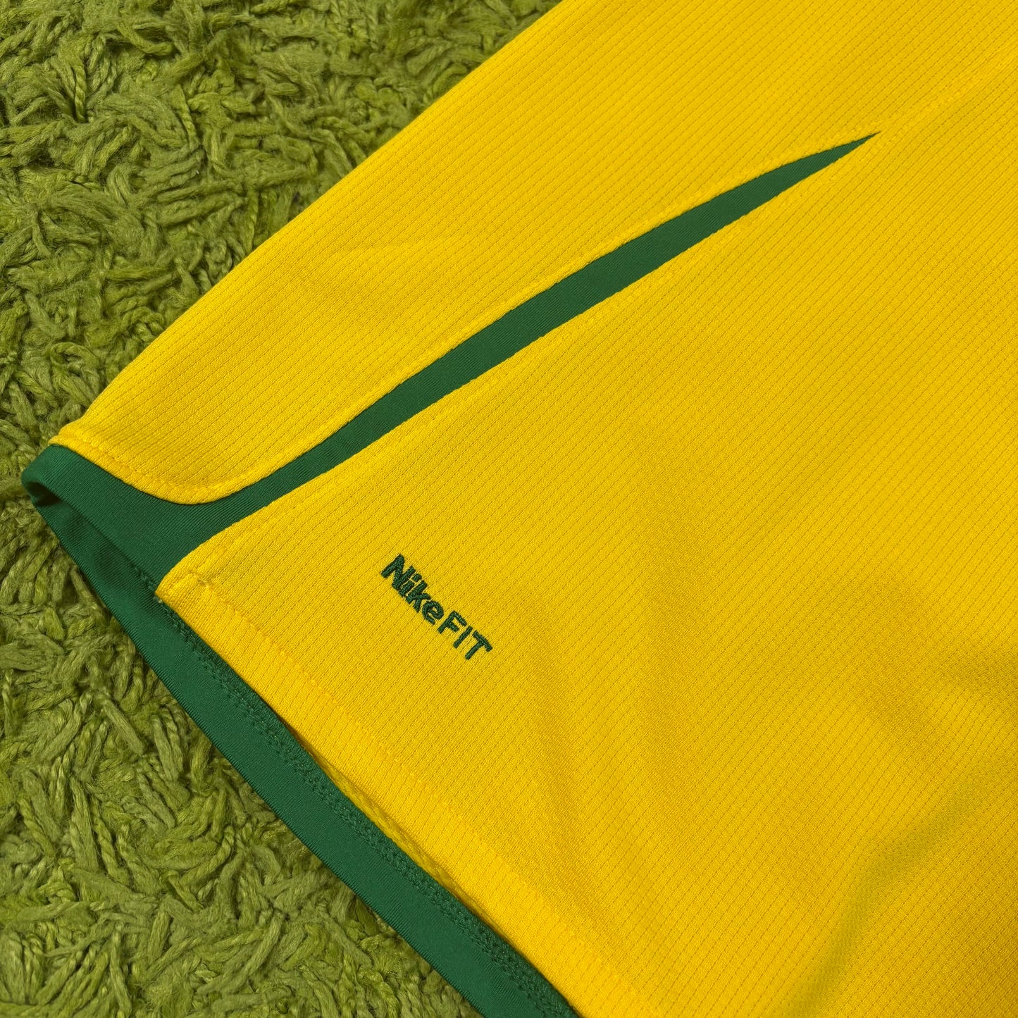 Nike Brasilien Trikot Kaka gelb Größe L 2008