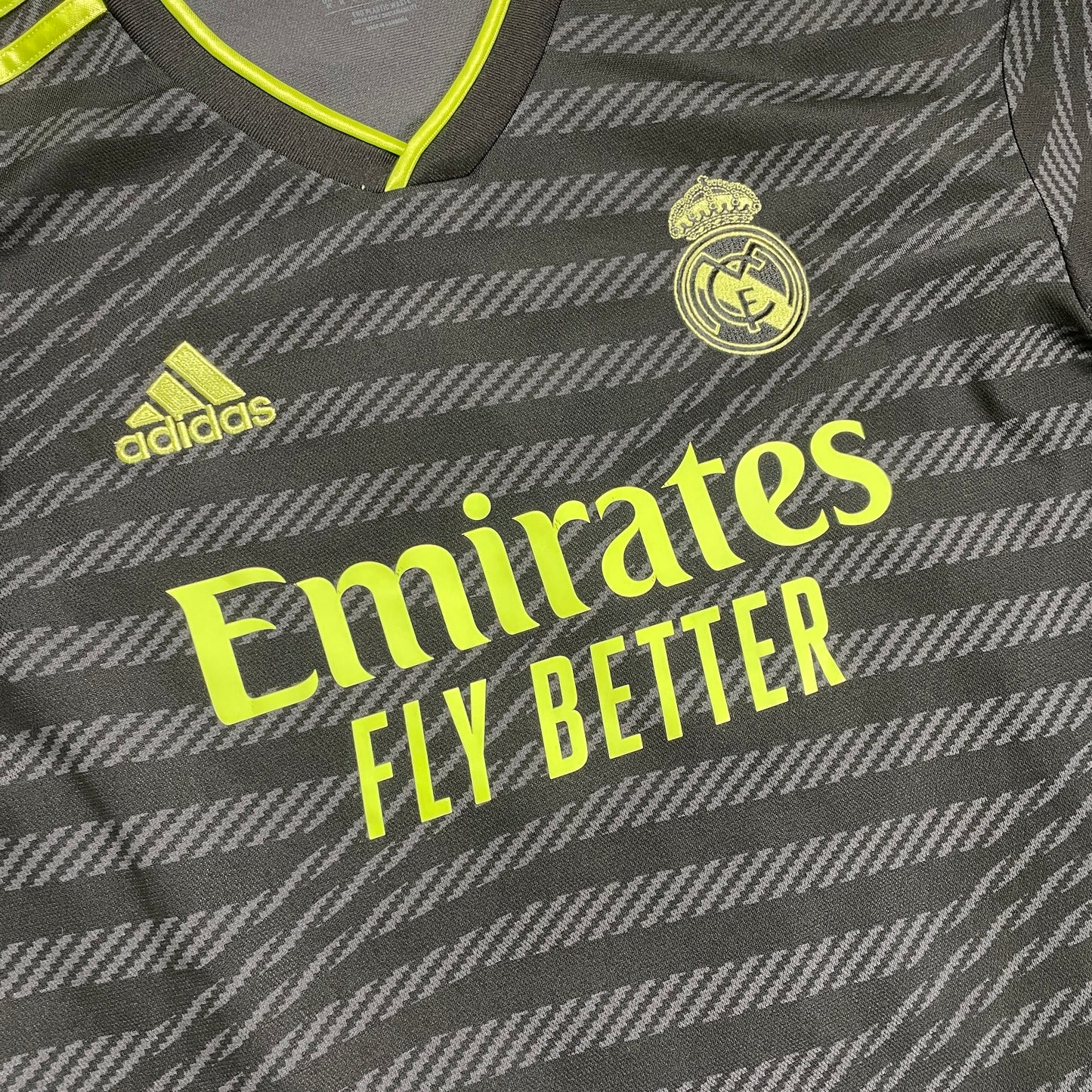 Adidas Real Madrid Vinicius Junior Trikot grau Größe M 2022 2023