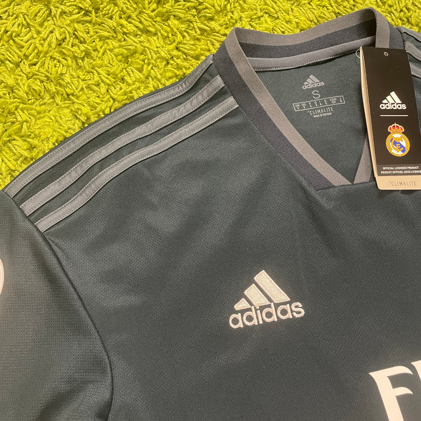 Adidas Real Madrid Trikot grau Größe S 2017 2018