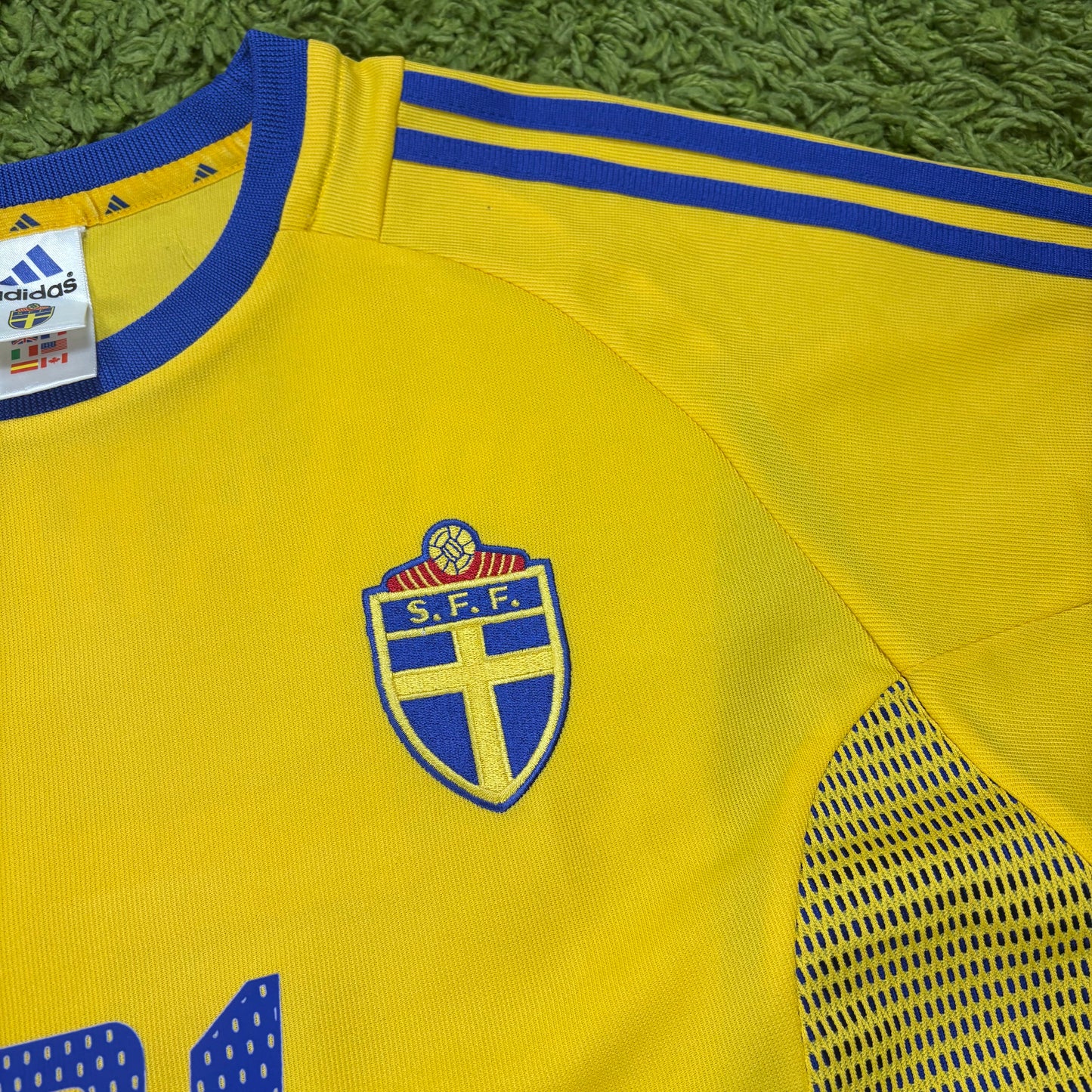 Adidas Schweden Ibrahimovic Trikot Gelb Größe L 2002