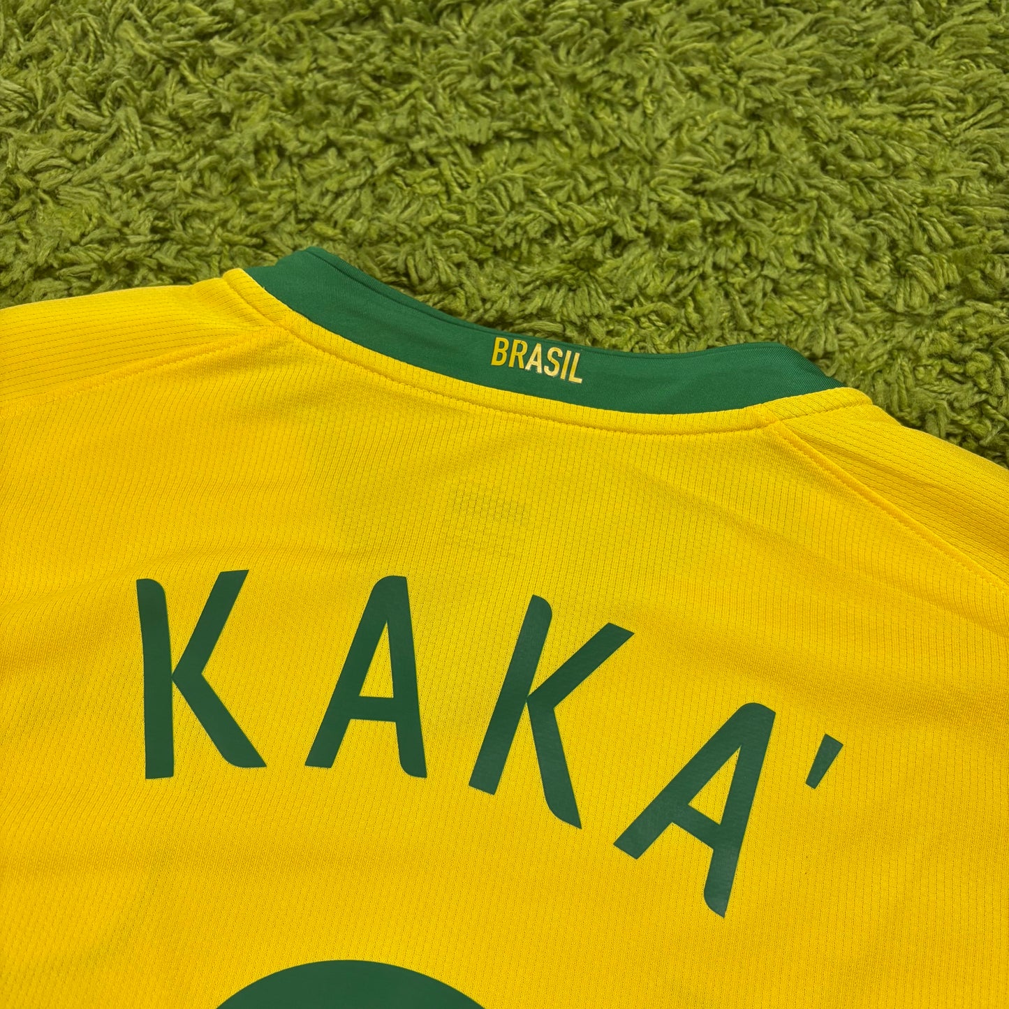 Nike Brasilien Trikot Kaka gelb Größe L 2008