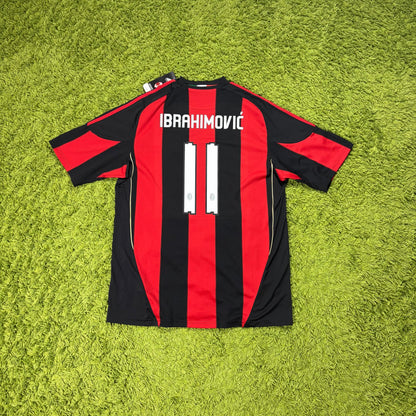 Adidas AC Mailand Ibrahimovic Milan Trikot rot schwarz Größe XL 2010 2011 Neu mit Etikett