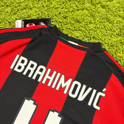 Adidas AC Mailand Ibrahimovic Milan Trikot rot schwarz Größe XL 2010 2011 Neu mit Etikett
