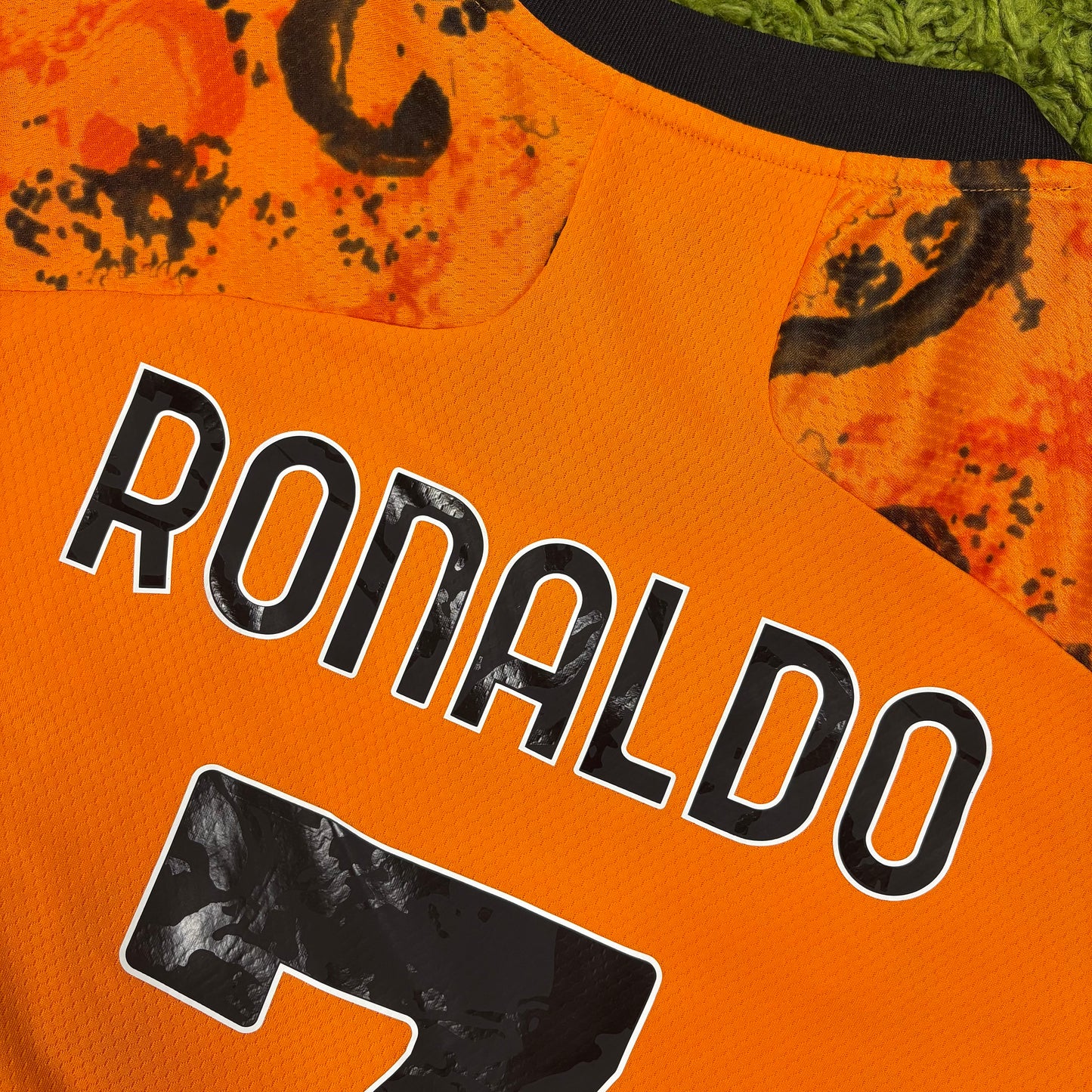 Adidas Juventus Turin Ronaldo Trikot Orange Größe XL 2020 2021