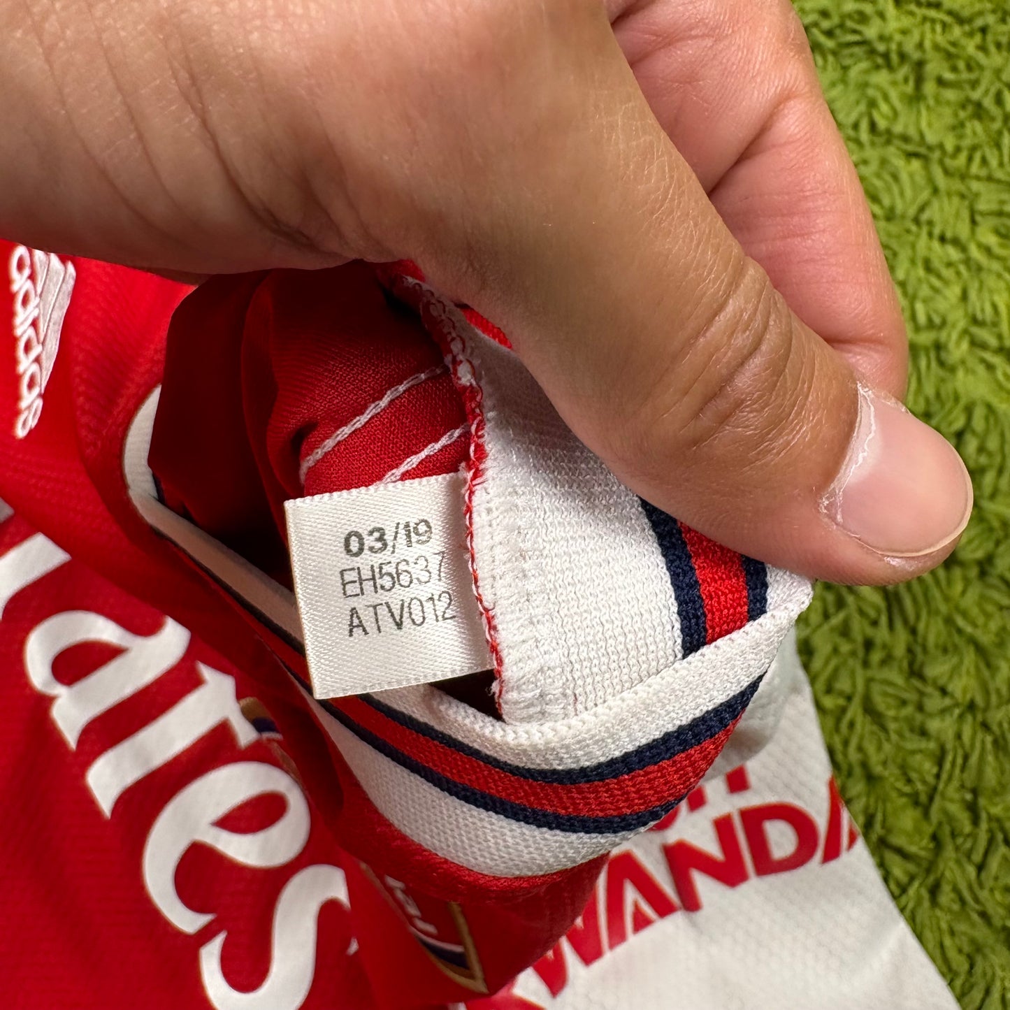 Adidas FC Arsenal Bellerin Trikot rot Größe M 2019 2020