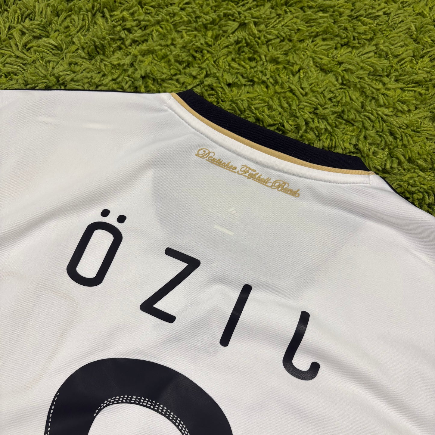 Adidas Deutschland DFB Özil Trikot Weiß Größe XL 2010