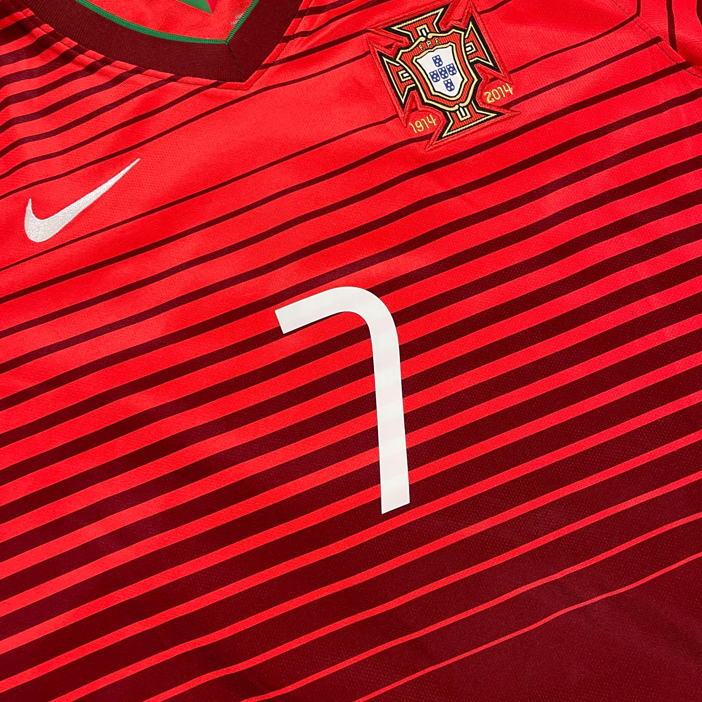 Nike Portugal Ronaldo Trikot rot Größe YXL - S 2014