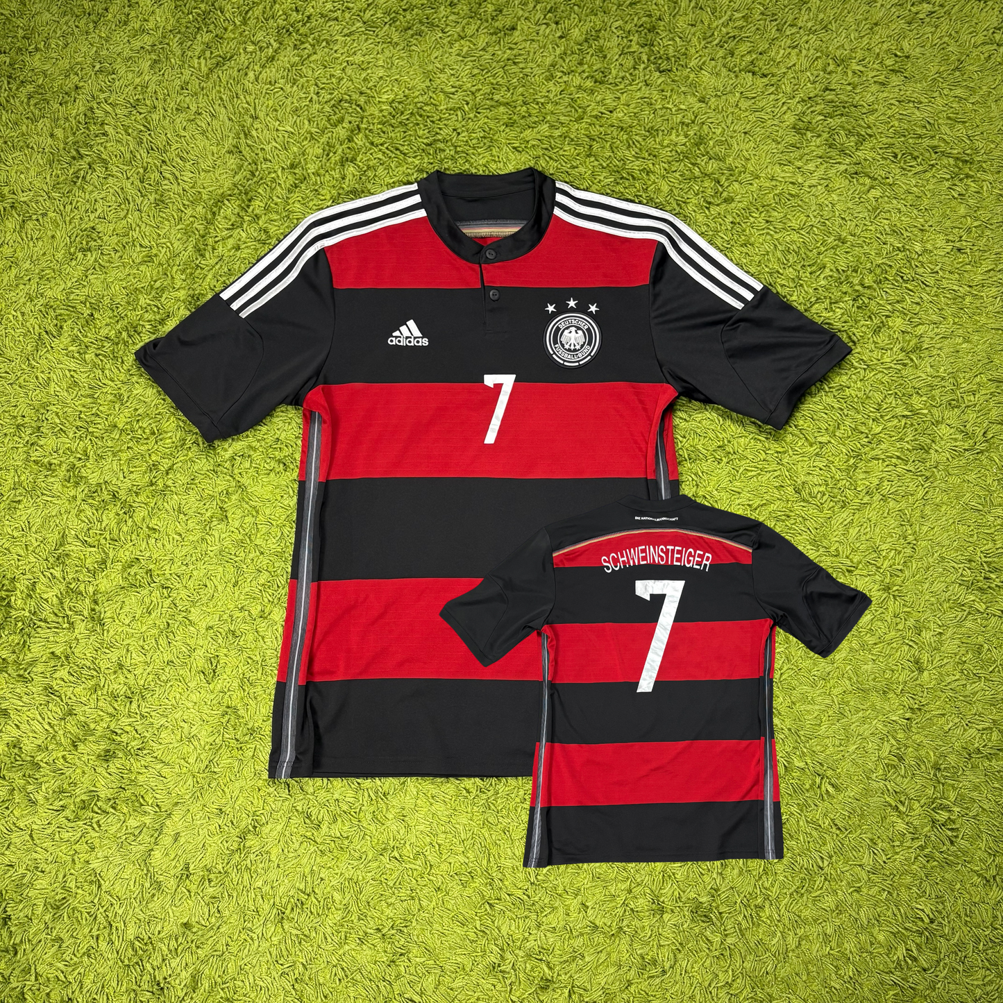 Adidas Deutschland DFB Schweinsteiger Trikot rot schwarz Größe L