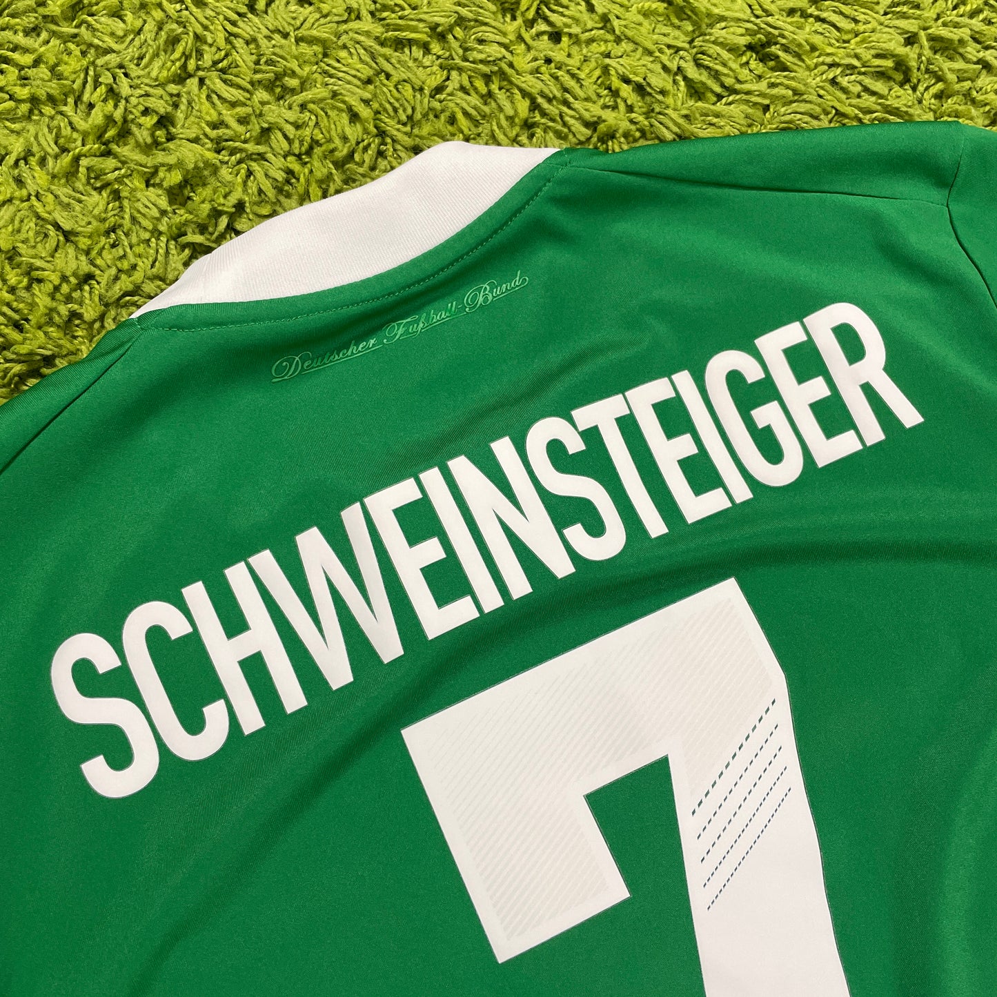 Adidas Deutschland Schweinsteiger Trikot grün Größe M 2012 DFB