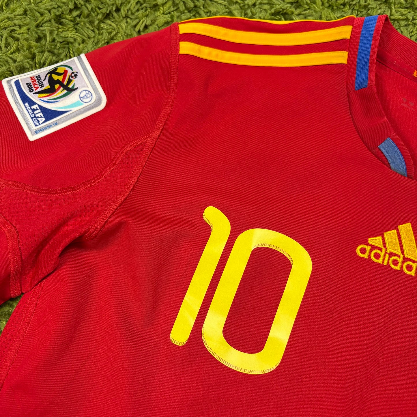 Adidas Spanien Fabregas Trikot rot Größe M 2010