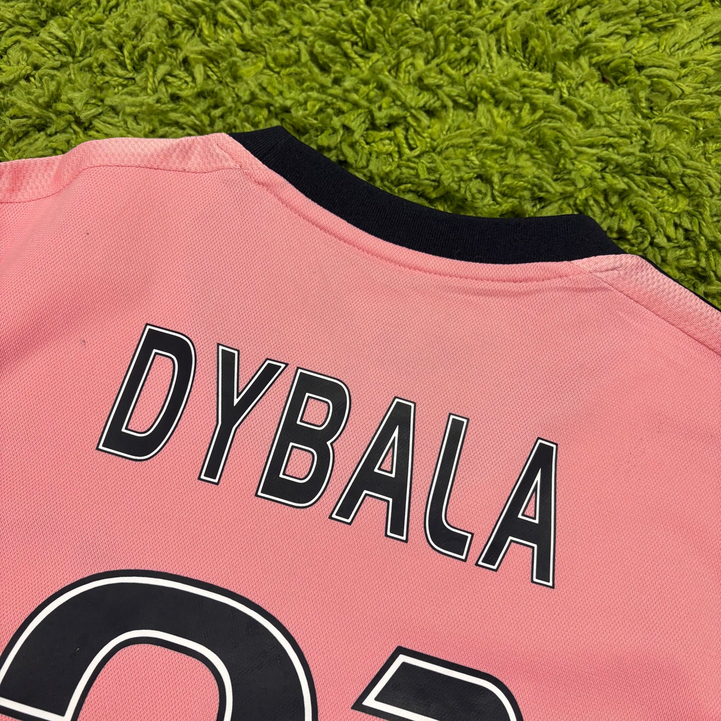 Adidas Juventus Turin Dybala Trikot rosa Größe M 2015 2016