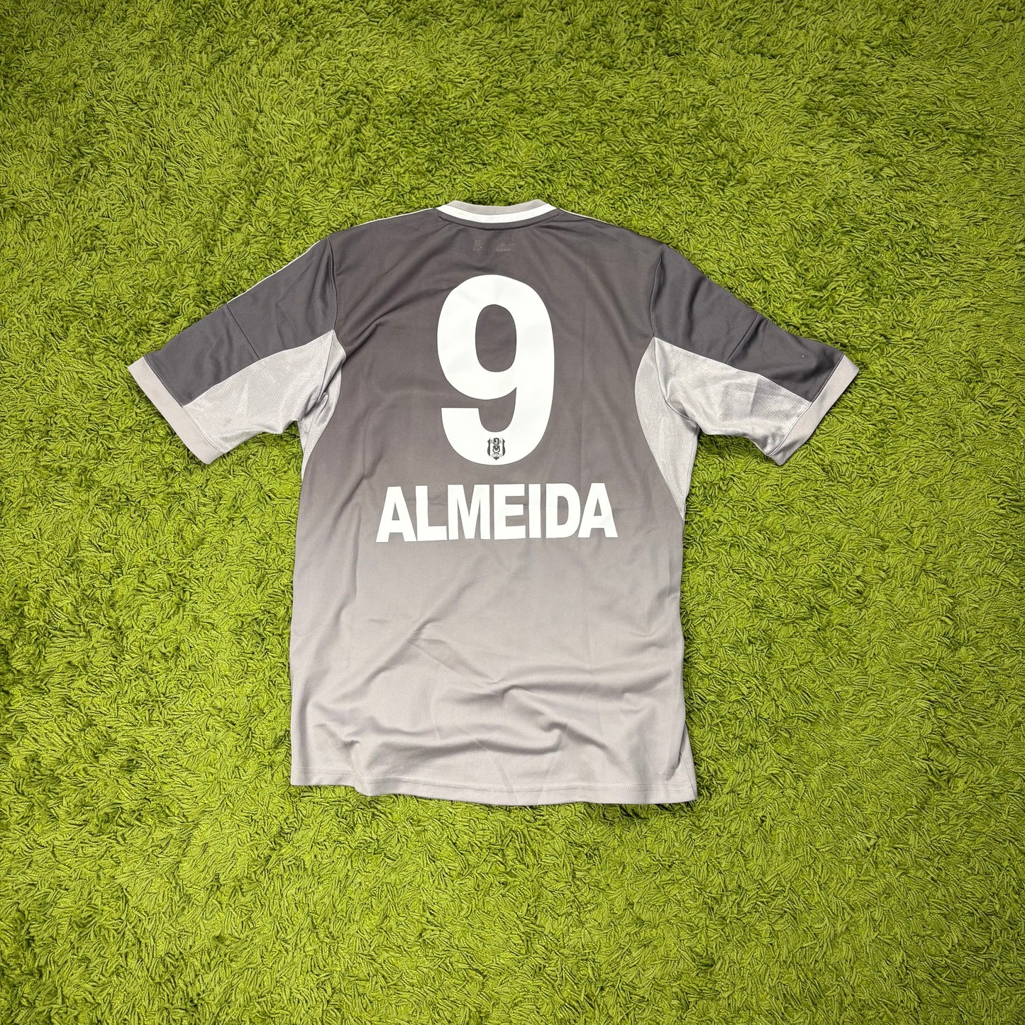 Adidas Besiktas Istanbul Almeida Trikot grau Größe L 2013 2014