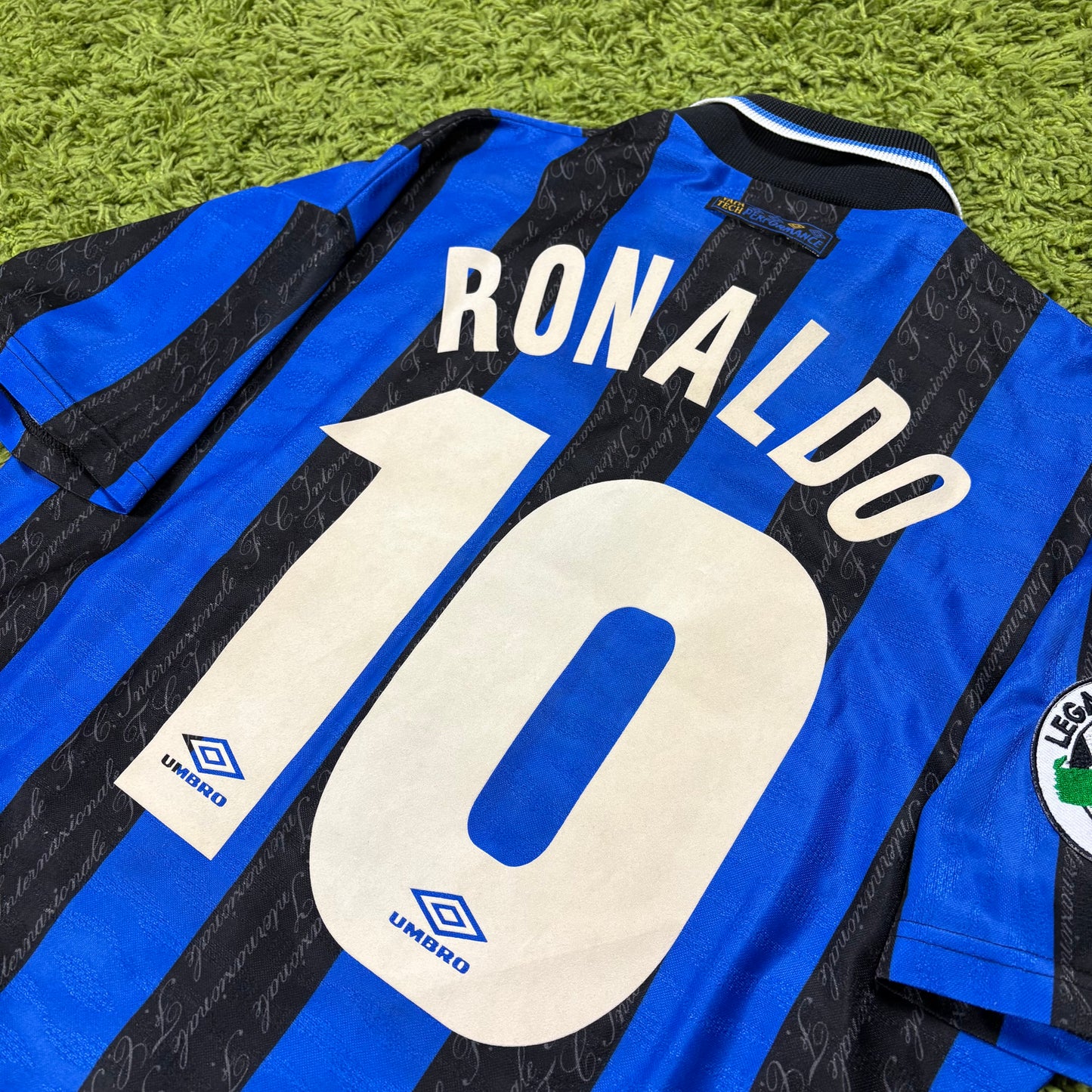 Umbro Inter Mailand Milan Ronaldo R10 Trikot blau schwarz Größe L 1997 1998