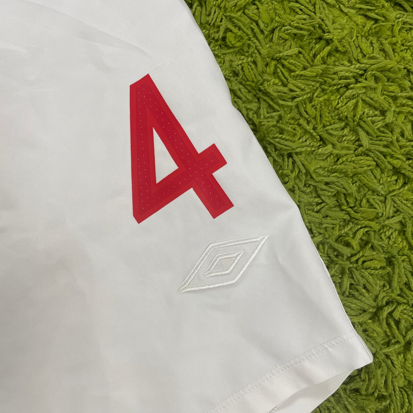 Umbro England Gerrard Trikot + Shorts Größe M weiß 2010