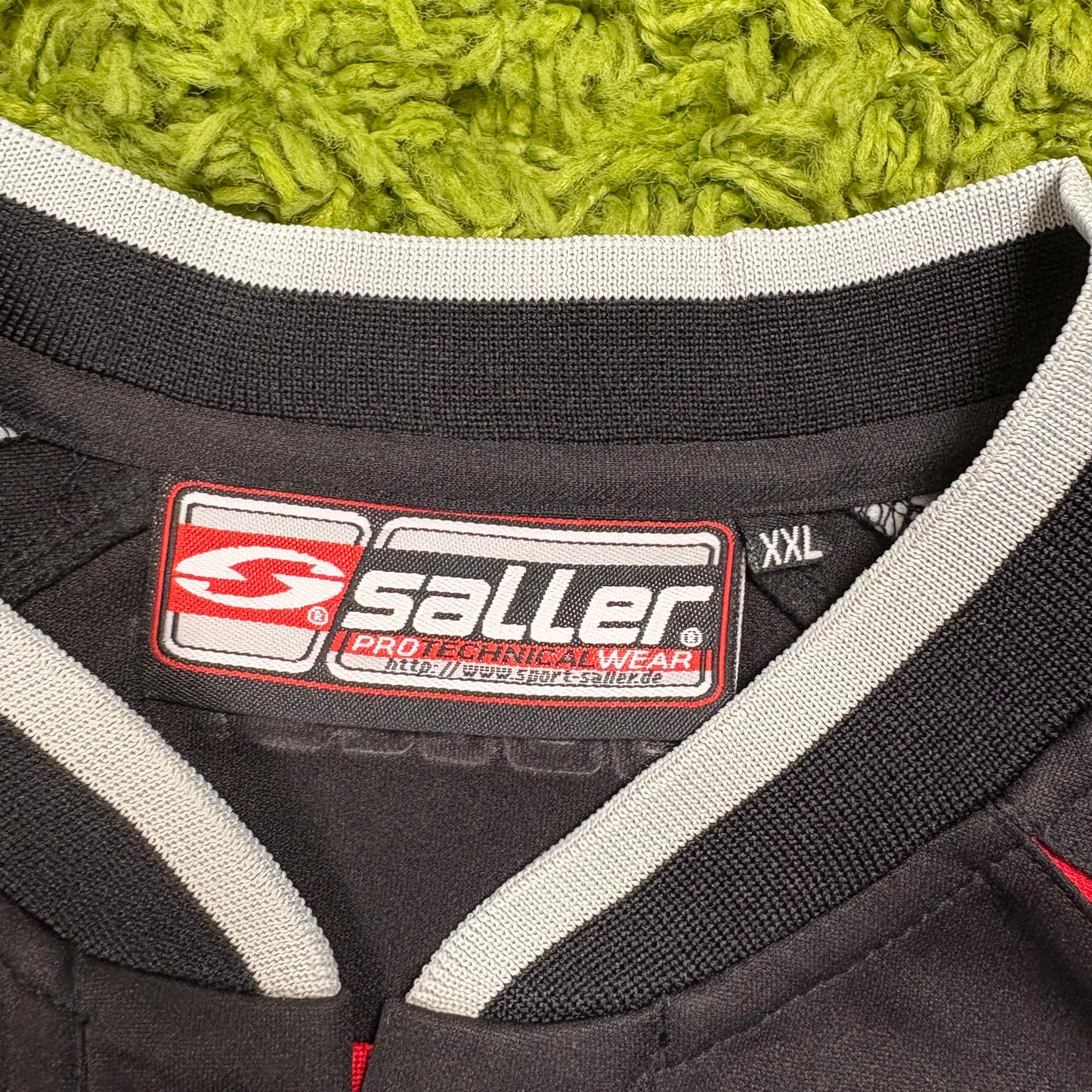 Saller 1. FC Köln Funny Frisch Trikot schwarz Größe XXL 2003 2004