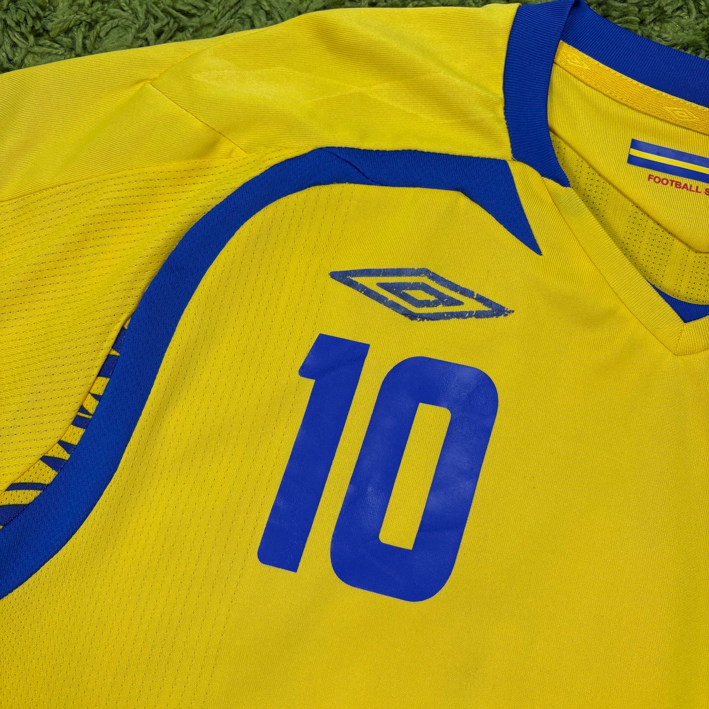 Umbro Schweden Ibrahimovic Trikot Gelb Größe XL 2008