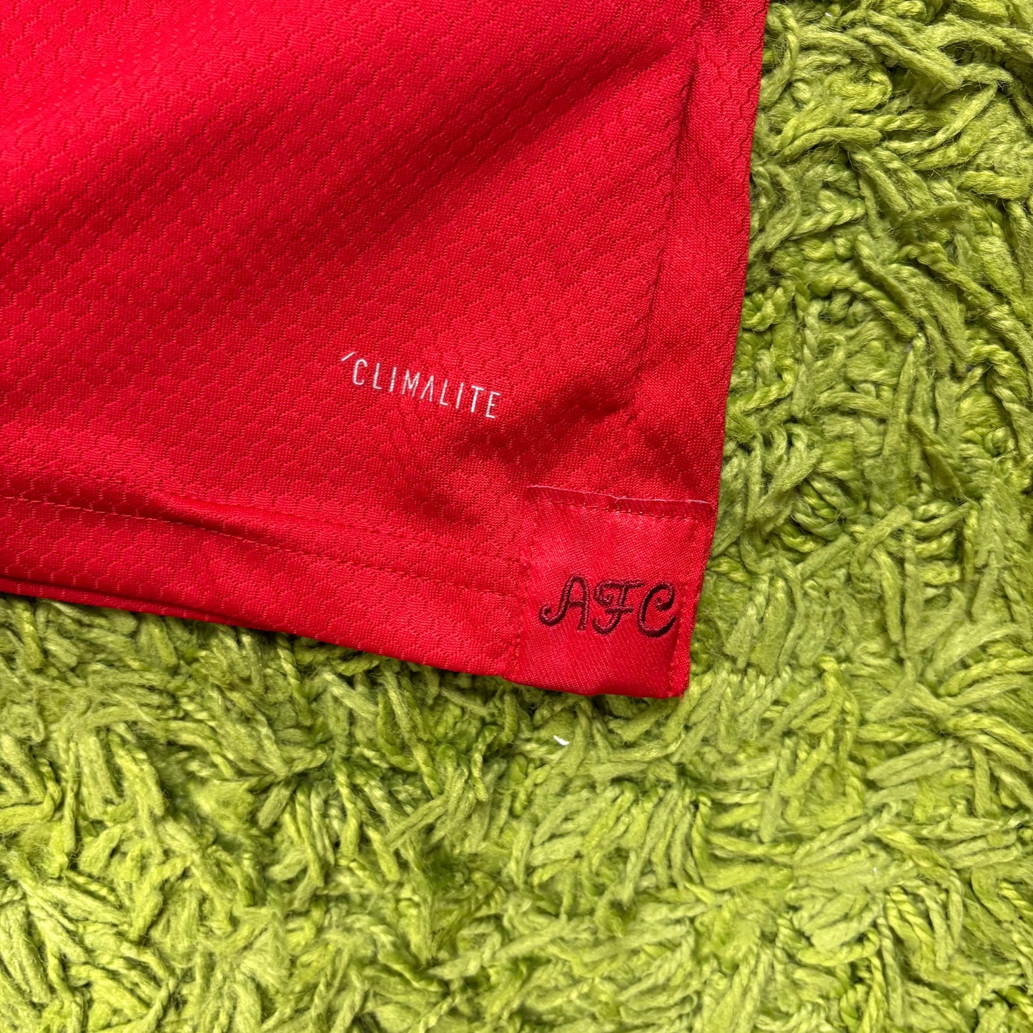 Adidas FC Arsenal Bellerin Trikot rot Größe M 2019 2020