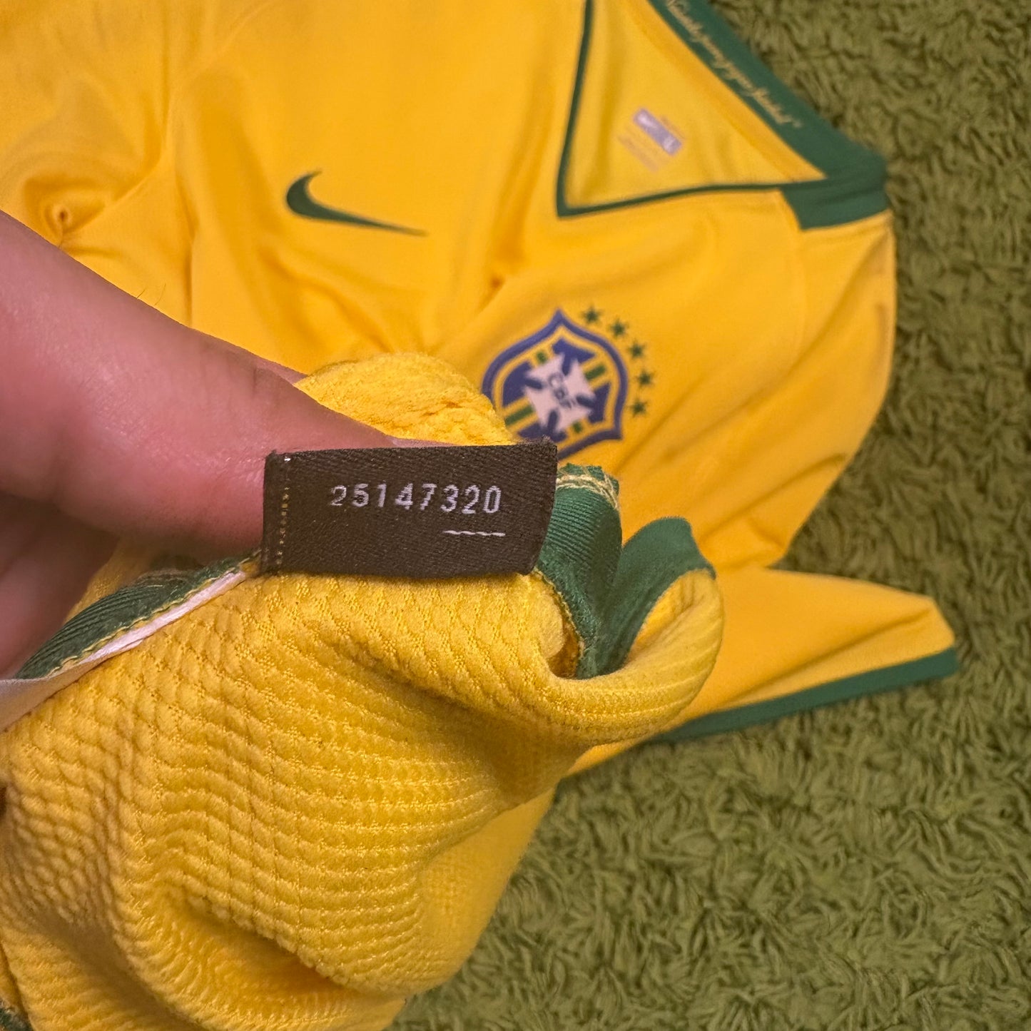 Nike Brasilien Trikot Kaka gelb Größe L 2008